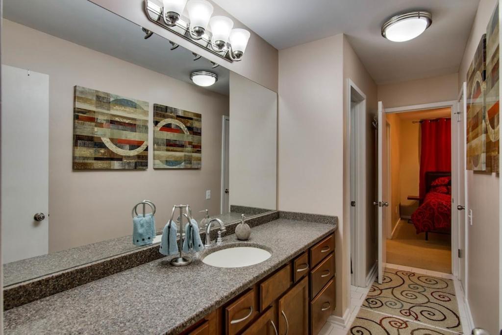 Heart Of Downtown/Walk To Broadway & The Action/Bars/Music Venues/Honky Tonks! Apartment Нашвил Екстериор снимка